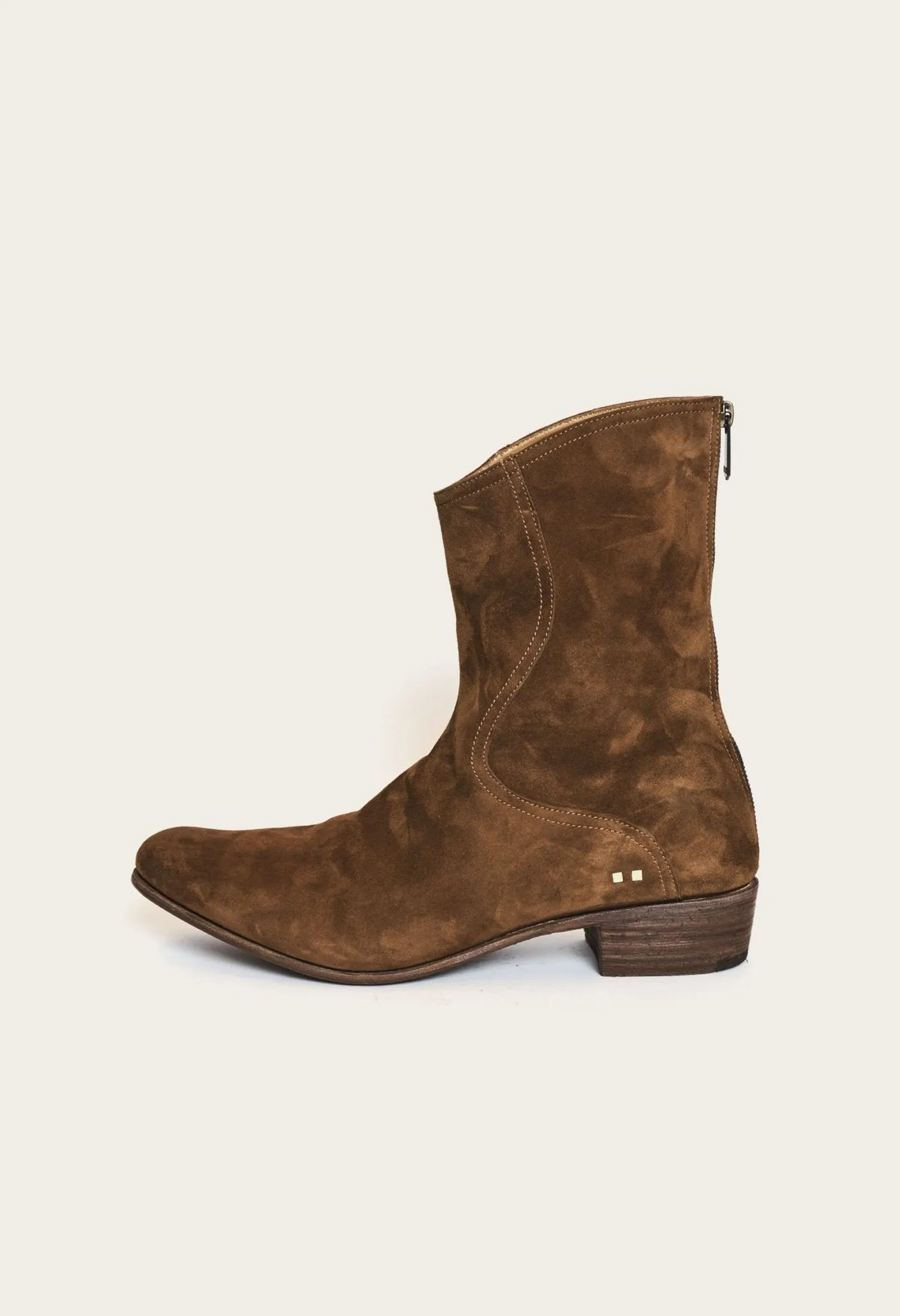 The Avenue: Cognac Suede