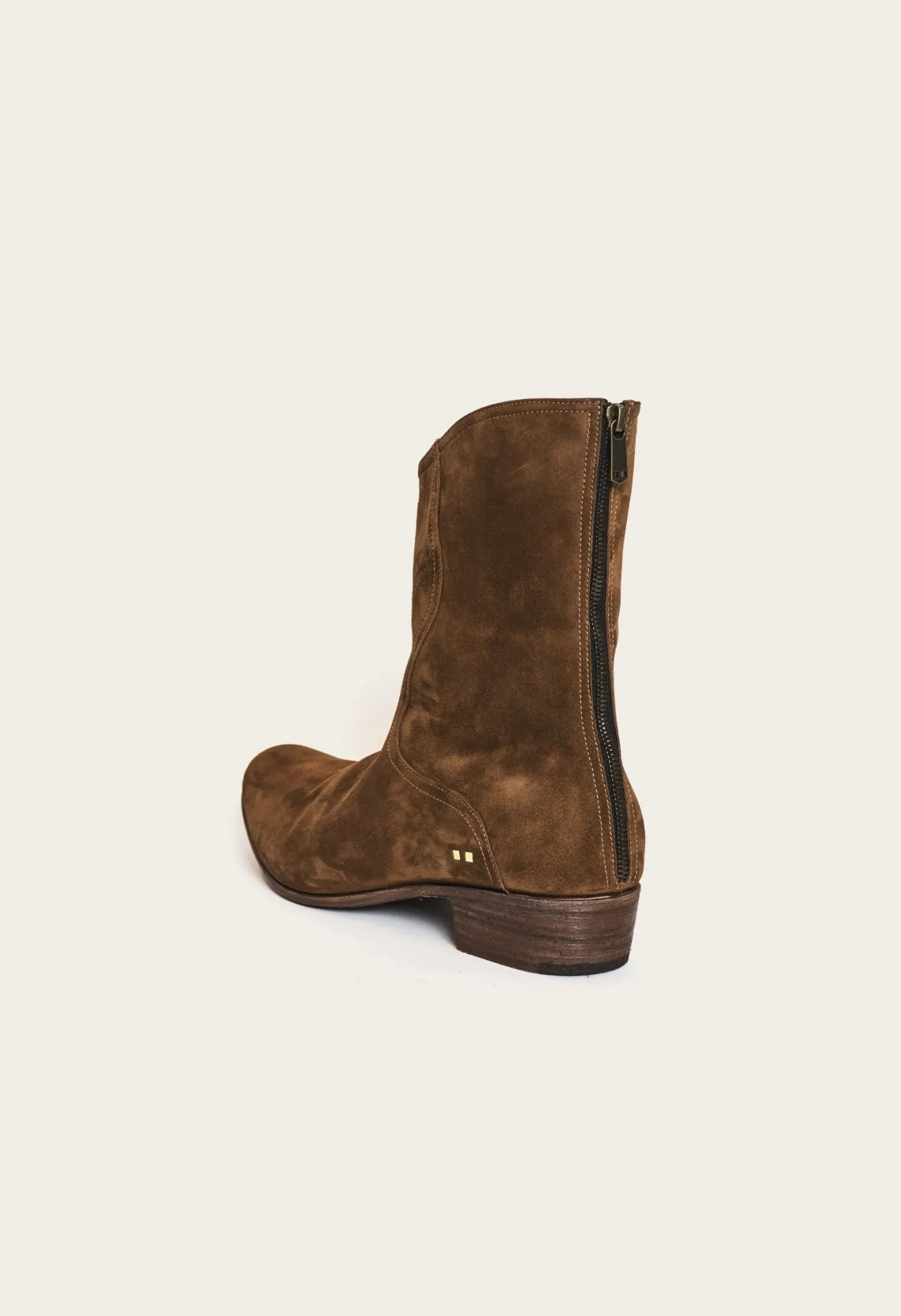 The Avenue: Cognac Suede